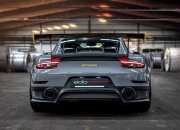 雷火电竞亚洲先驱-东决幻影与足球现实，勒沃库森逆转未竟背后的不败神话崩塌夜