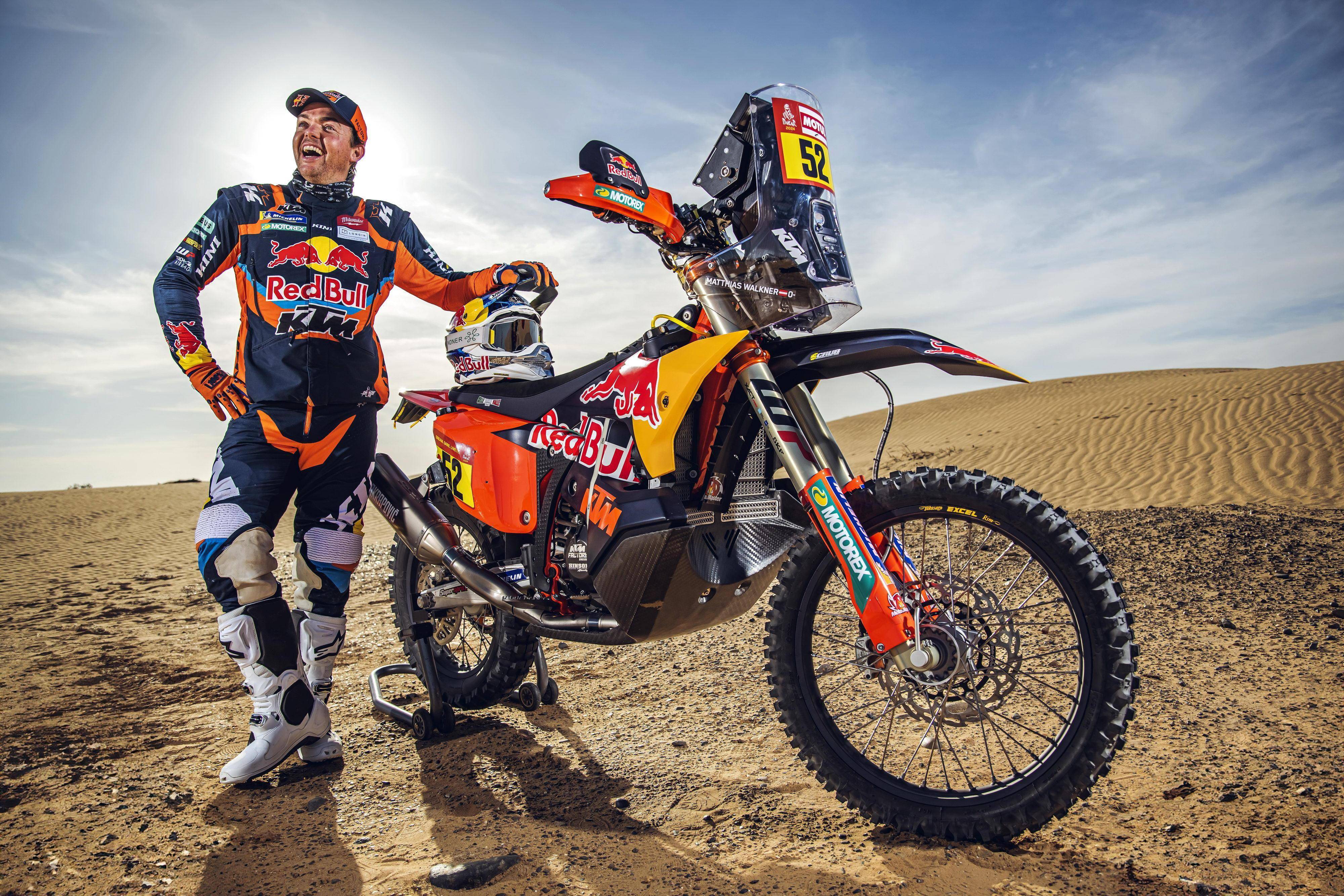 索伯车队力克红牛车队，汉密尔顿带队取胜